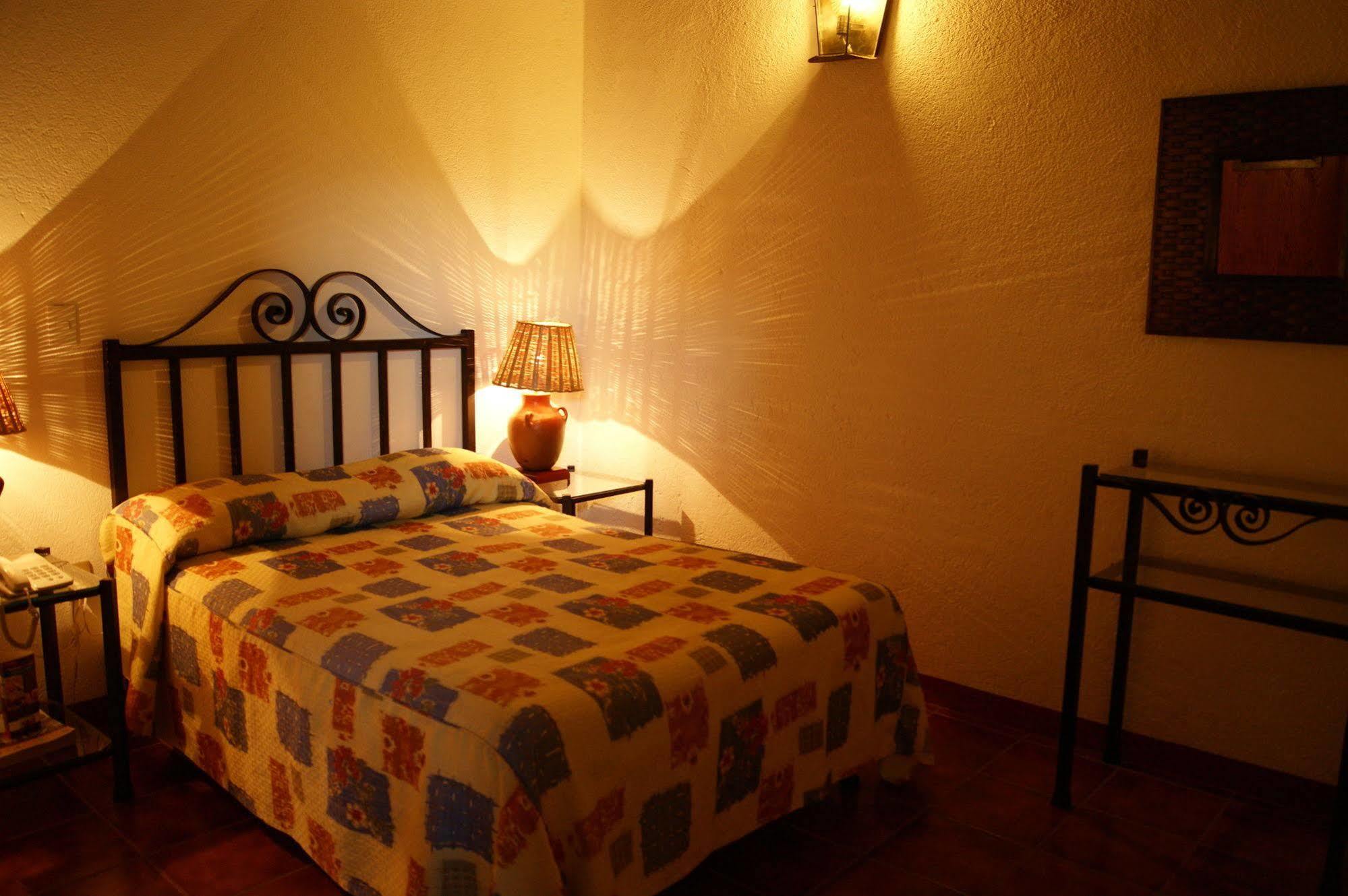 Capital O El Nito Posada Oaxaca Kültér fotó